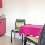 Cozy Apartment In Lokva Rogoznica With Wifi لوكفا روجوزنيكا